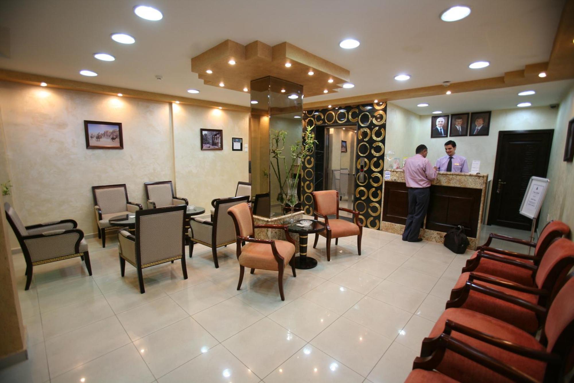 Cedar Hotel Aqaba Exterior photo