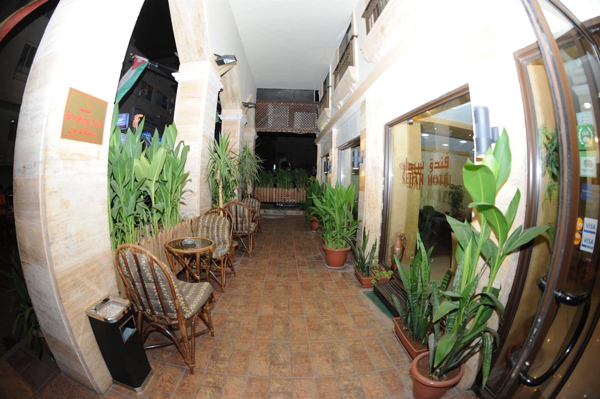 Cedar Hotel Aqaba Exterior photo
